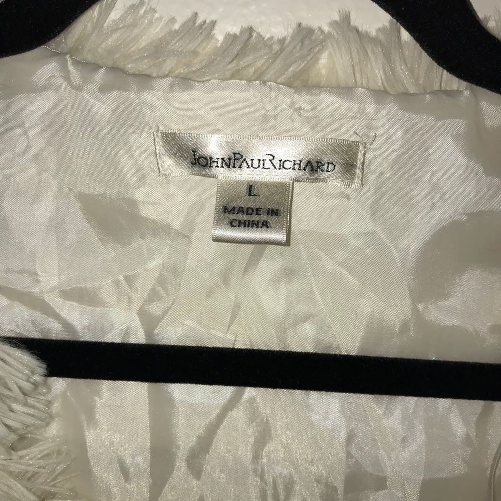 John Paul Richard faux fur vest size large - Picture 3 of 8